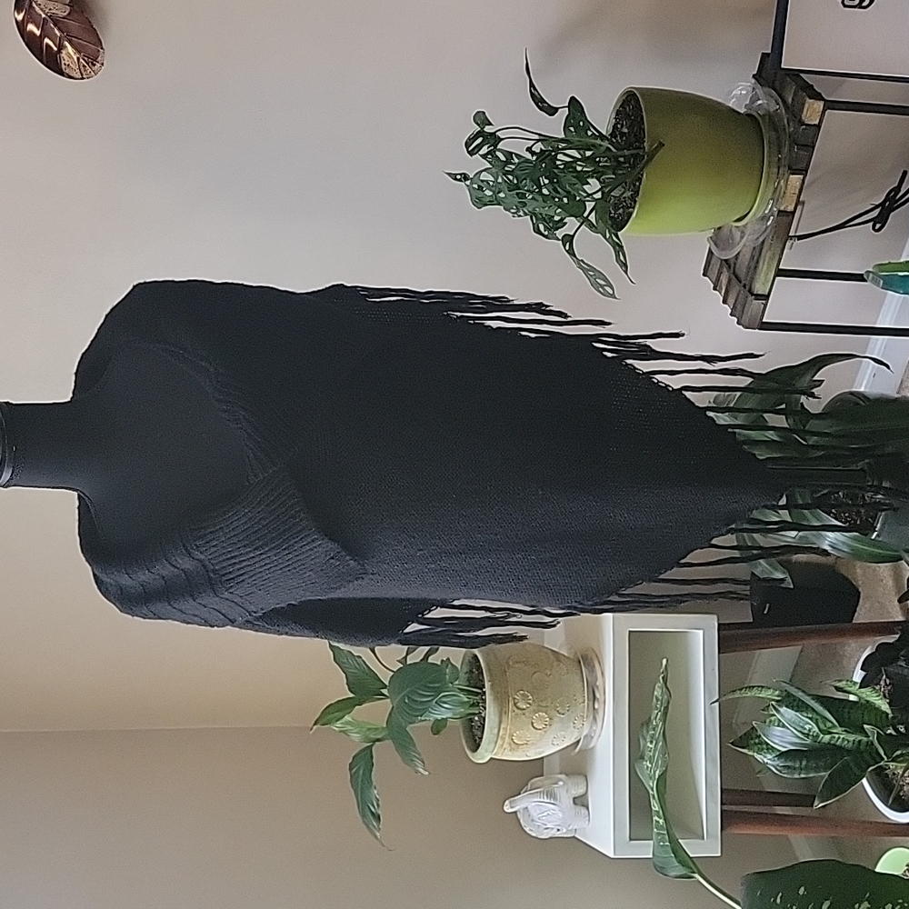 Black Shawl